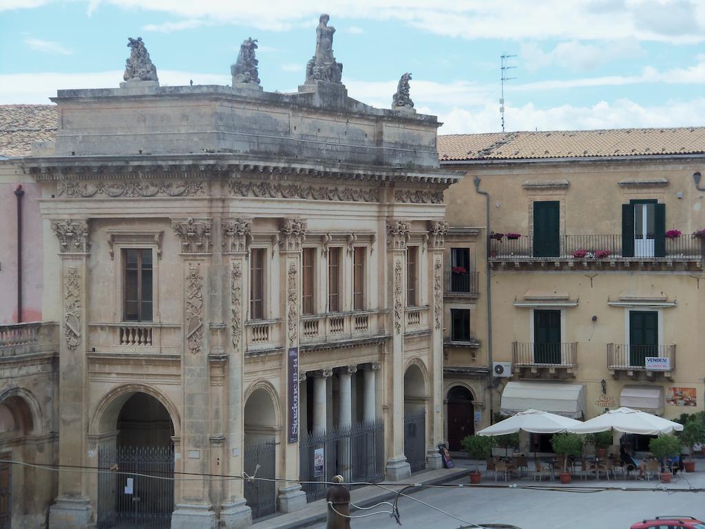 Centro Storico B&B Noto Luaran gambar